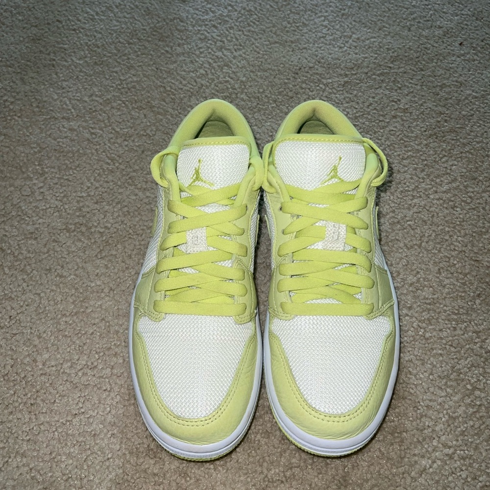 Womens jordan 1 low limelight’s